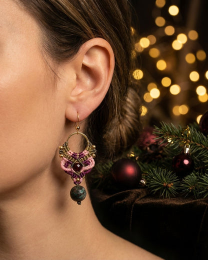 Zöldes rózsaszín Aphrodite fülbevaló óceán jáspissal és gránáttal