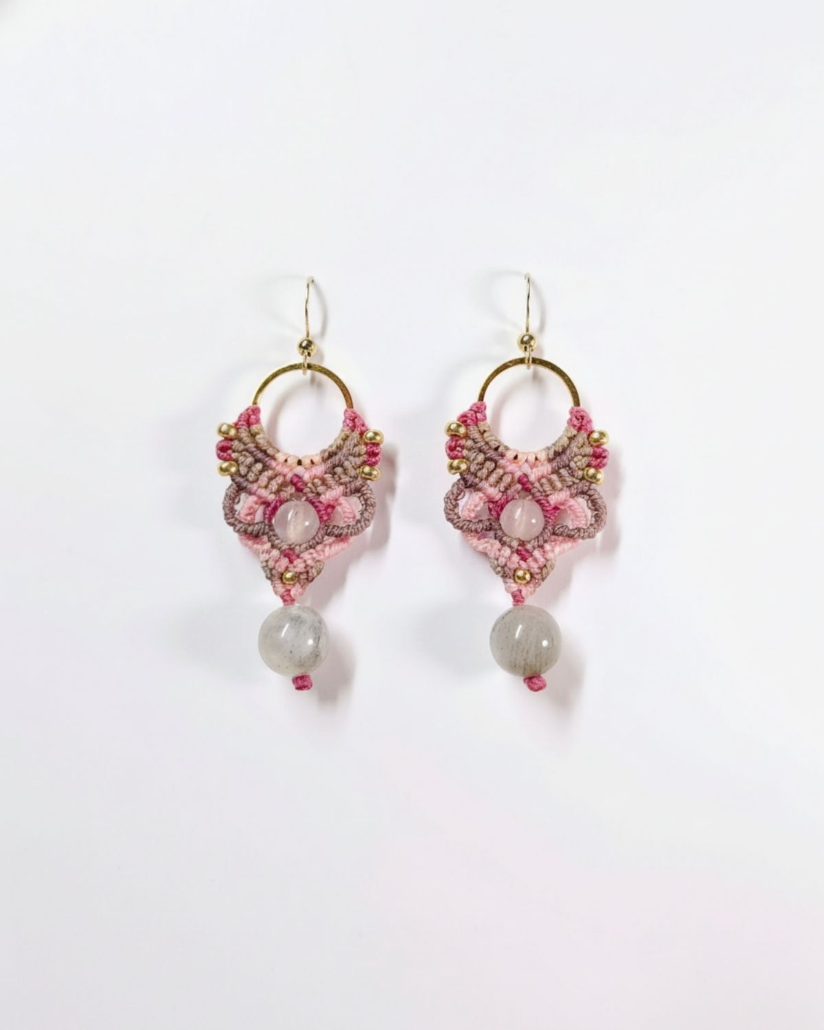 Világos rózsaszín Aphrodite fülbevaló labradorittal és rózsakvarccal
