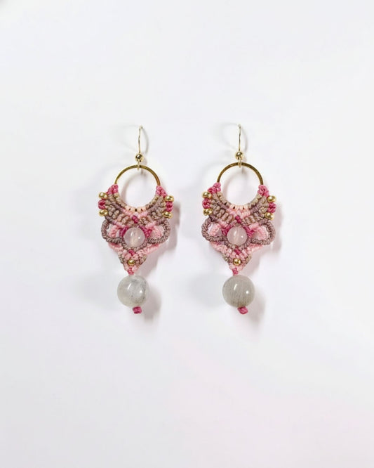 Világos rózsaszín Aphrodite fülbevaló labradorittal és rózsakvarccal