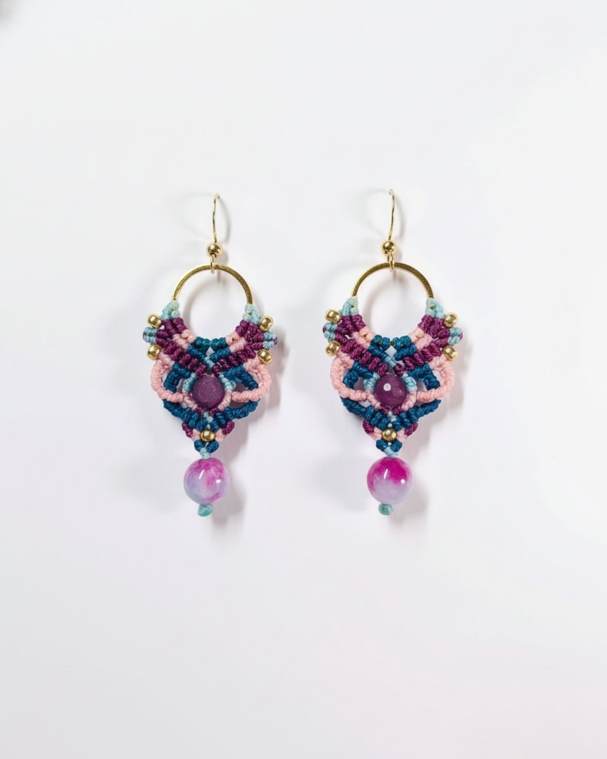 Lila Aphrodite fülbevaló jádéval