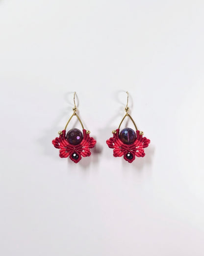 Bordó Nyx fülbevaló mookaittal és acháttal